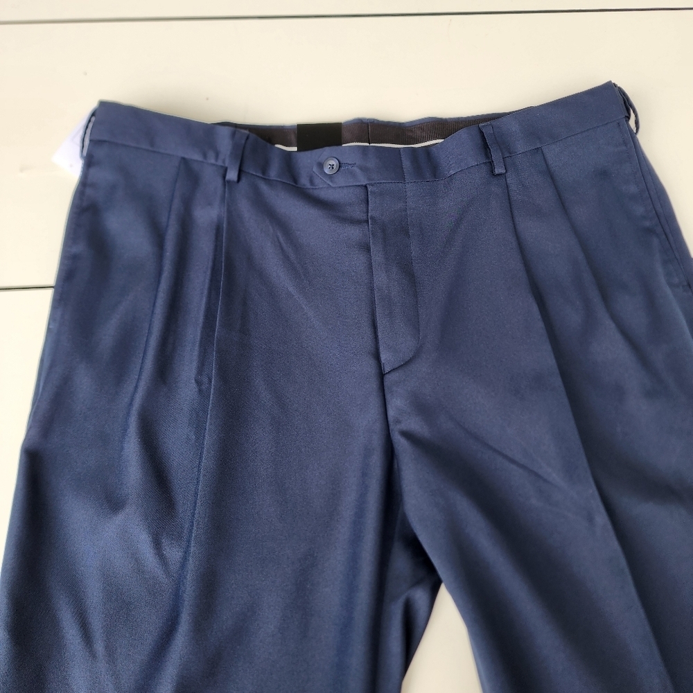 NWT $109 Jos A Bank Traveler Tailored Fit Pants Men 40x32 Navy Blue Performance - Picture 4 of 13